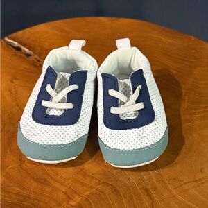 Carter's Child of Mine Baby Boy Newborn Shoes 3-6 Months